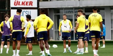 Fenerbahçe’nin, Spartak Trnava maçı kamp kadrosu açıklandı