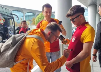 Galatasaray, İngiltere’ye gitti