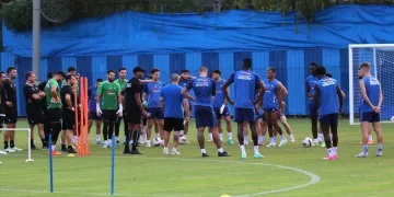 Y. Adana Demirspor Teknik Direktörü Patrick Kluivert: “Rakiplerimiz gücümüzü biliyor”