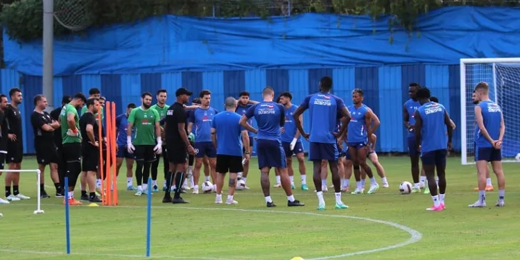 Y. Adana Demirspor Teknik Direktörü Patrick Kluivert: “Rakiplerimiz gücümüzü biliyor”