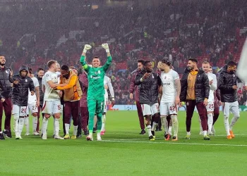 Galatasaray’ın, Manchester United zaferi İngiliz basınında