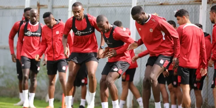 Sivasspor, Pendikspor maçı hazırlıklarını sürdürdü