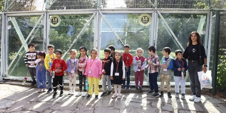Bursa’da çocuklara hayvan sevgisi aşılandı