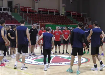 Semt77 Yalovaspor, Balıkesir Büyükşehir Belediyespor maçına hazır