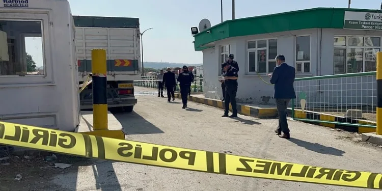 Silahlı çatışmada yaralanan genç hayatını kaybetti