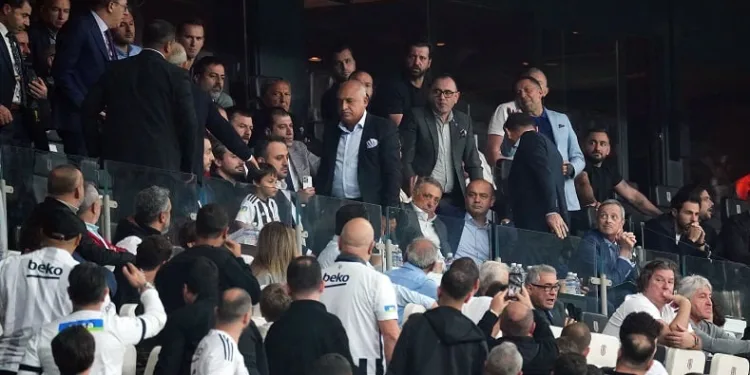 TFF Başkanı Büyükekşi, Beşiktaş Stadyumu’nu terk etti