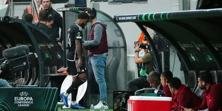 Valentin Rosier, Beşiktaş forması ile 6. kırmızı kartını gördü