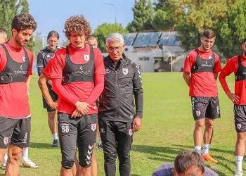 Son sırada bulunan Samsunspor, Rizespor maçı öncesi kurban kesti