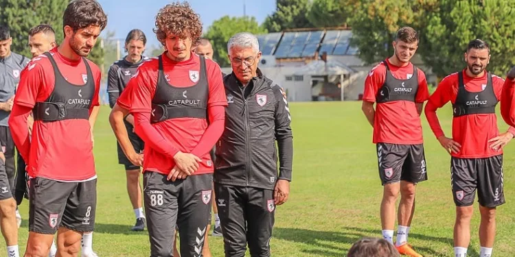Son sırada bulunan Samsunspor, Rizespor maçı öncesi kurban kesti