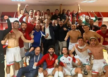 Karşıyaka yeniden lider