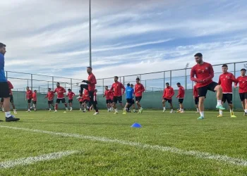 Afyonspor hafta sonu Diyarbekir Spor’a konuk olacak