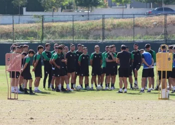 Denizlispor’da Fethiyespor mağlubiyetinin üzüntüsü yaşanıyor