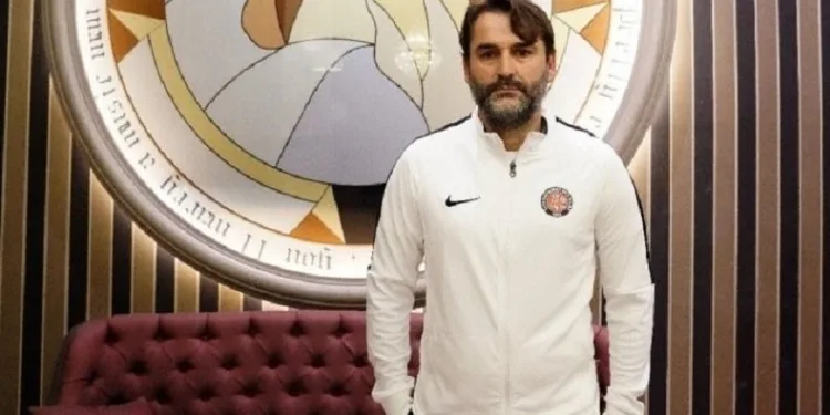 3Gen Holding Elazığspor, Bülent Yenihayat’la el sıkıştı