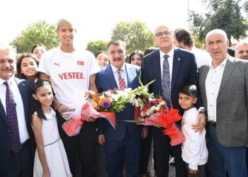 Malatyalı Vargas, memleketine geldi