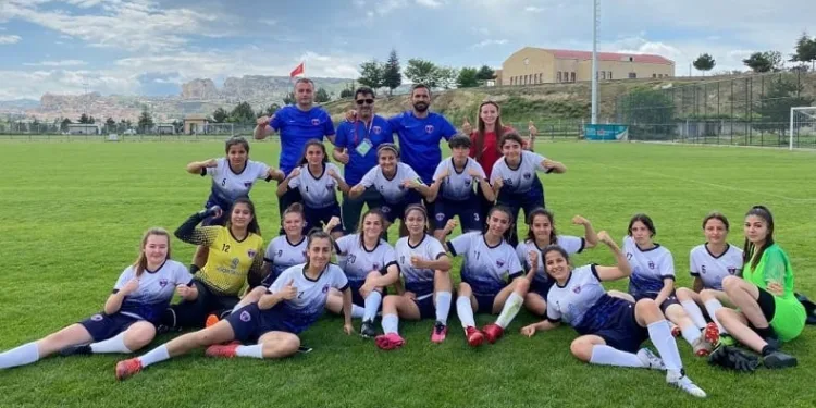 Salihli’nin futboldaki sultanları 2. Lig yolunda