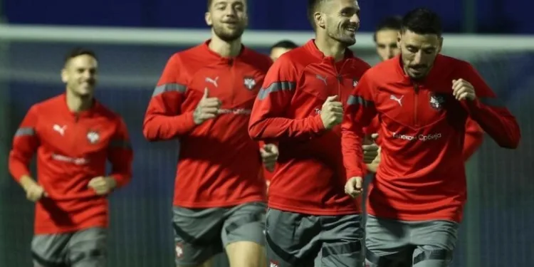 Fenerbahçe’de 12 futbolcuya milli mesai
