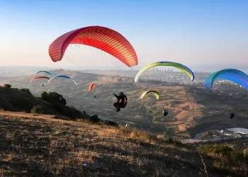 Samsun’da Yamaç Paraşütü Hedef Yarışması