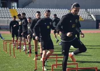 Anadolu Üniversitesi Batman Petrolspor maçının hazırlıklarını sürdürüyor