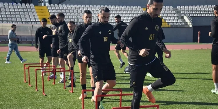 Anadolu Üniversitesi Batman Petrolspor maçının hazırlıklarını sürdürüyor