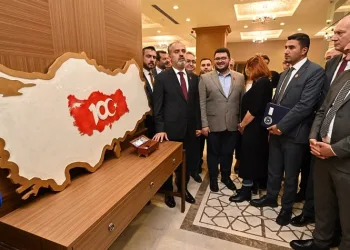 Bursa Büyükşehir meclisi, imzalarıyla tarihe not düştü