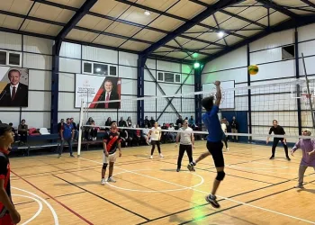 Çukurca’da voleybol turnuvası yapıldı