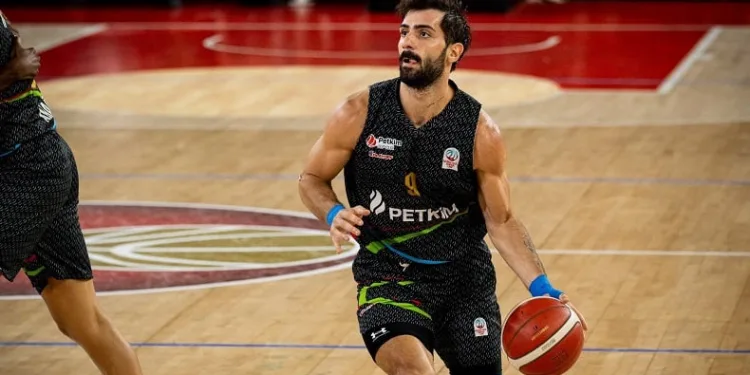 Aliağa Petkimspor kaptanı Yunus Emre Sonsırma, ameliyat oldu