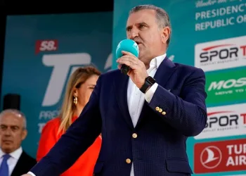 Osman Aşkın Bak: “Bütün dünya, İstanbul’un ve boğazın güzelliklerini, dinamizmini görmüş oldu”