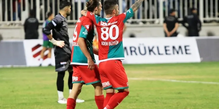 Adem Büyük, Karşıyaka formasıyla ilk golünü attı