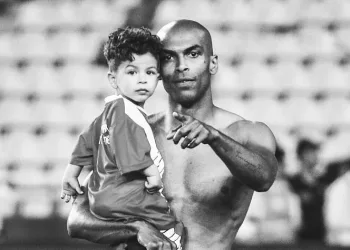 Antalyaspor’dan vefat eden Naldo’nun oğlu Davi için başsağlığı mesajı