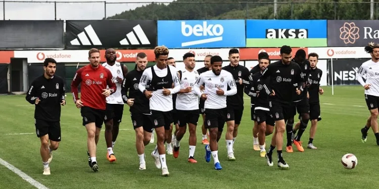 Beşiktaş, Galatasaray maçı hazırlıklarına devam etti