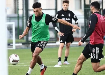 Beşiktaş’ta, Galatasaray mesaisi devam ediyor