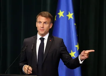 Macron: “Rehineler kurtarılmalı”
