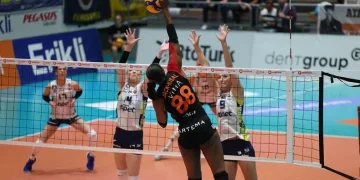 Sultanlar Ligi: Eczacıbaşı Dynavit: 3 – Fenerbahçe Opet: 2