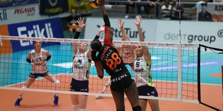Sultanlar Ligi: Eczacıbaşı Dynavit: 3 – Fenerbahçe Opet: 2