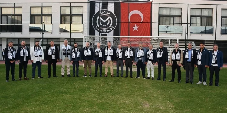 Manisa FK’da yeni yönetimin görev dağılımı belli oldu