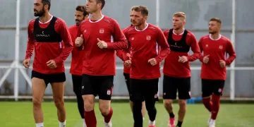 Sivasspor’da Kasımpaşa mesaisi sürüyor