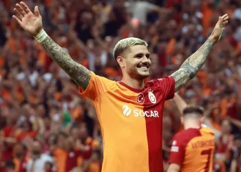 Mauro Icardi derbileri boş geçmedi