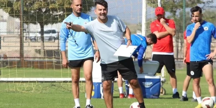 Menemen FK, Cenk Laleci ile yollarını ayırdı