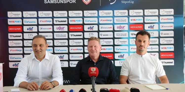 Samsunspor Teknik Direktörü Markus Gisdol: “1 haftada her şeyi değiştiremeyiz, biraz süre lazım”