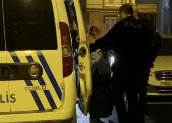 Bursa’da küfür eden kocasına sinirlenip bıçakladı