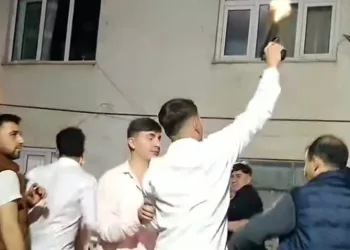 Bursa’da düğünde magandalar havaya ateş açtı