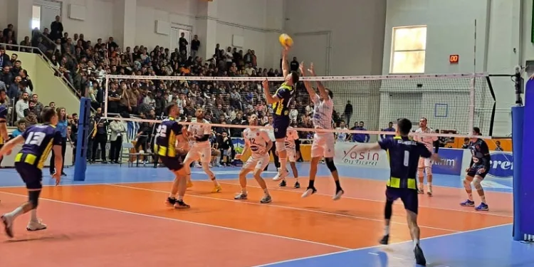 AXA Sigorta Efeler Ligi: TÜRŞAD: 0 – Fenerbahçe HDI Sigorta: 3