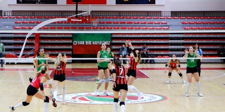 Çiftlikköy’ün sultanları sezona galibiyetle başladı
