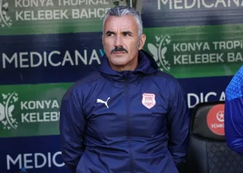 Süper Lig’de yeni teknik direktörler puanlarla başladı