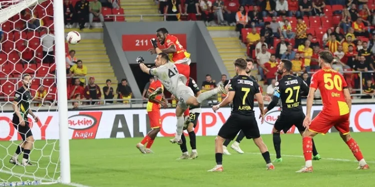 Göztepeli Mame Diouf, suskunluğunu bozdu
