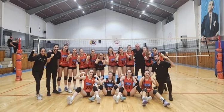 Eczacıbaşı 2. Lig Voleybol Takımı, 3’te 3 yaptı