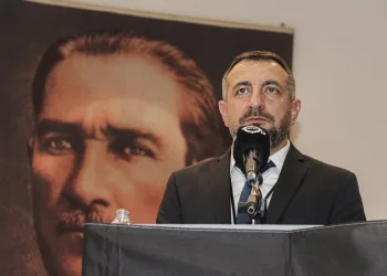 Altay’dan kongre kararı