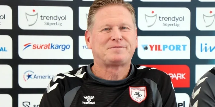 Samsunspor Teknik Direktörü Markus Gisdol: “Takımım pozitif anlamda beni çok şaşırttı”