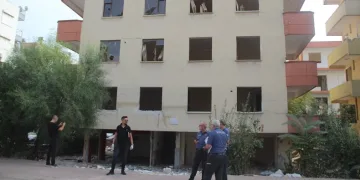 Ölüm terkedilmiş binada yakaladı