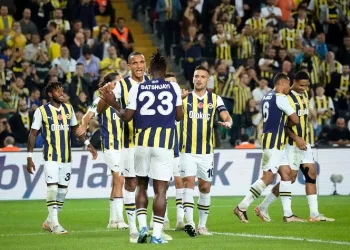Fenerbahçe, galibiyet serisini 20 maça çıkardı